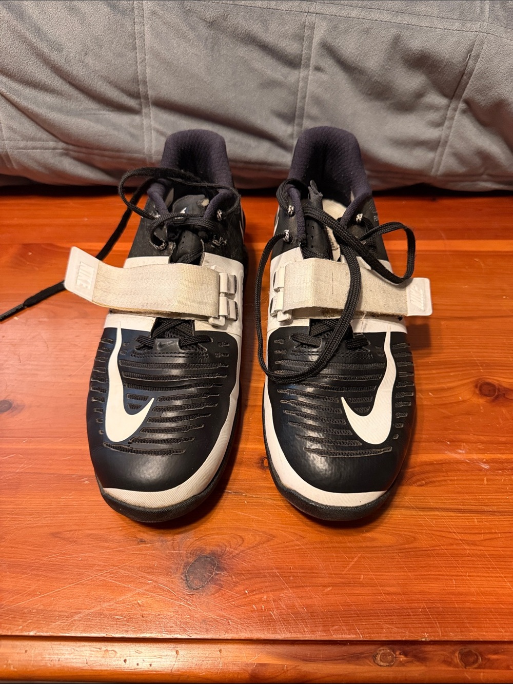 Nike Romaleo 3 lifting shoes women’s 9
